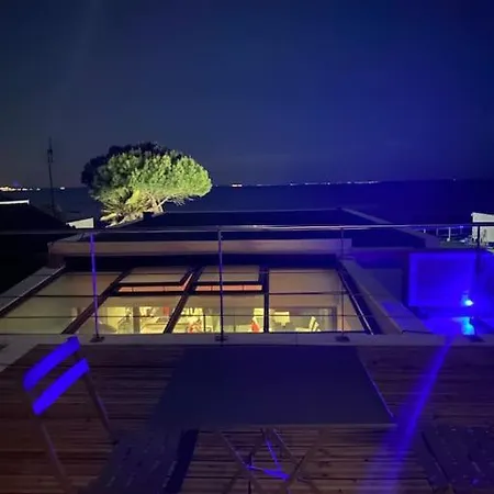 Front De Angoulins-sur-Mer